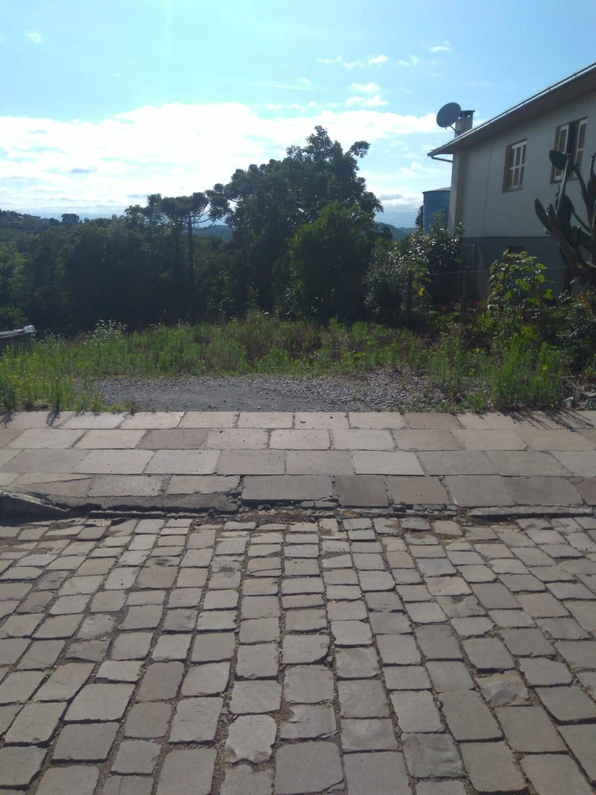 Vista do lote lado direito